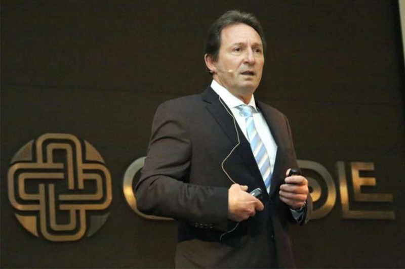 Disertar en Olavarra el deportlogo Alejandro Lanari