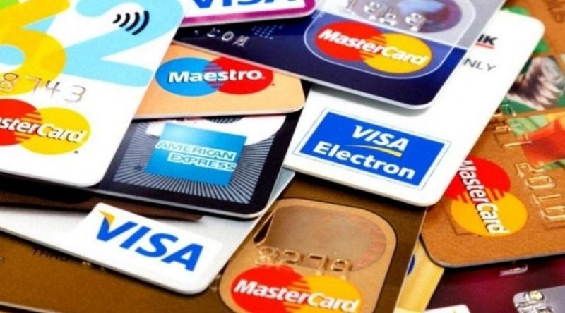 El Banco Naci�n bajar� la tasa para sus tarjetas de cr�dito
