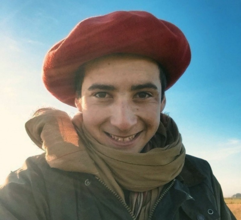 Nahuel Saudos, el gaucho de Azul que es furor en las redes