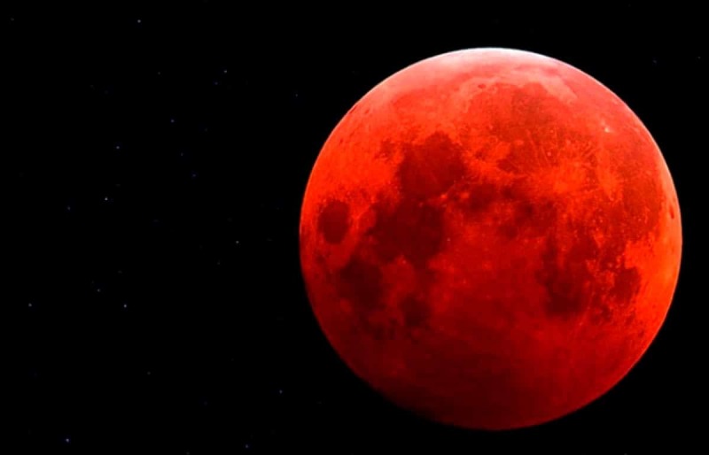 No hay que dormirse para ver la Superluna de sangre