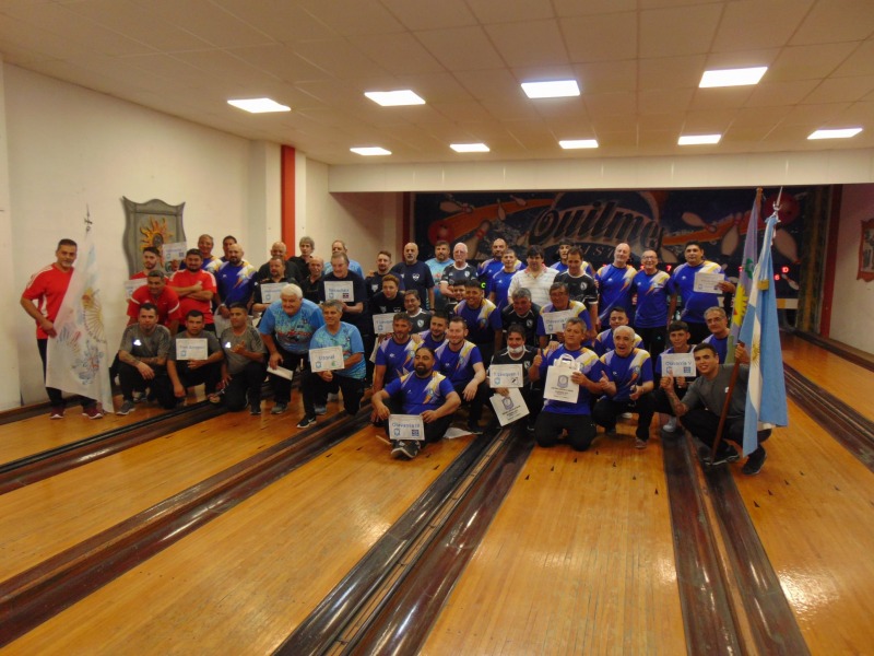 Se est jugando en Olavarra el Campeonato Argentino de bowling
