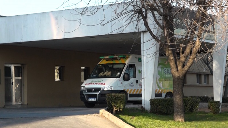 Contin�a en grave estado el joven accidentado en una cantera