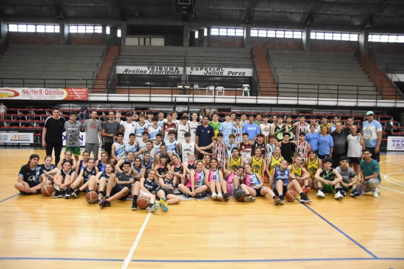 Finaliz� el campus de la selecci�n Argentina juvenil de b�squet