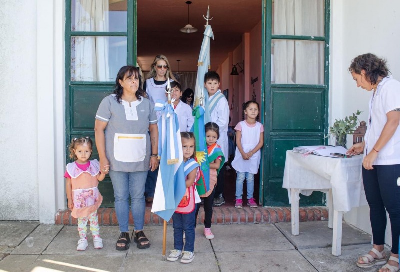 Se inaugur un jardn de infantes rural en el Paraje Miana