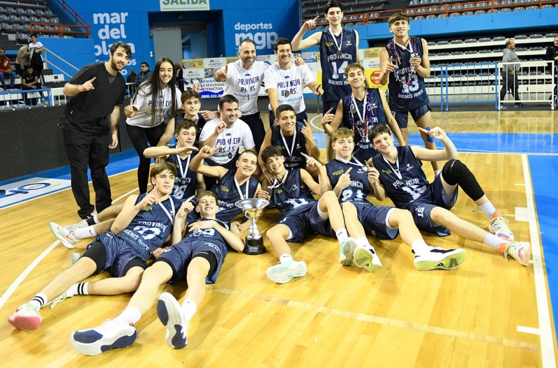 Gonzalo Aman campen del Argentino U15 de Bsquet