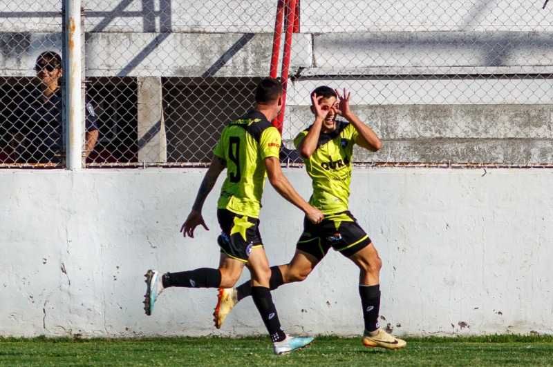A Racing se lo empataron en Tres Arroyos en el minuto 100