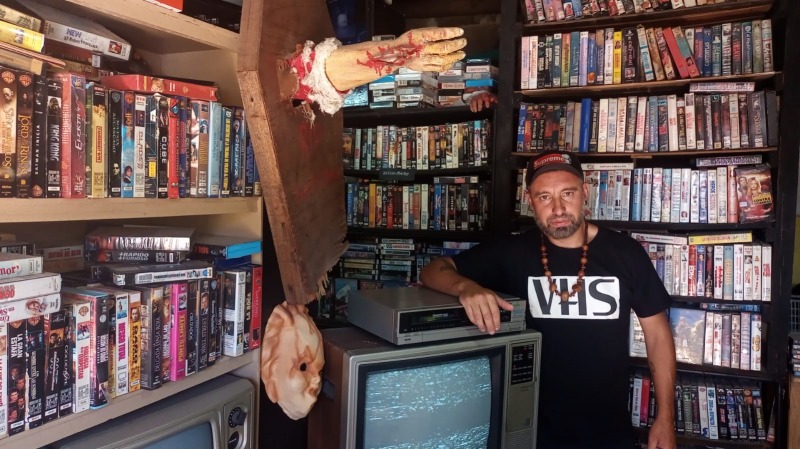 El VHS tiene alma, las pelculas y las tapas te transportan