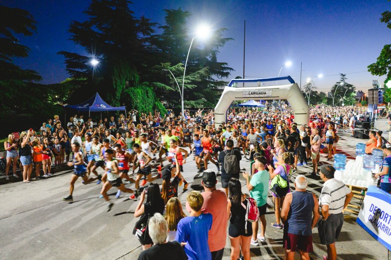 Con participaci�n r�cord pas� la primera Correcaminata