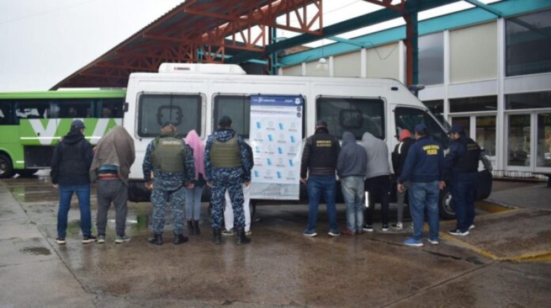 Operativo antidrogas en la oficina administrativa de la Unidad 38