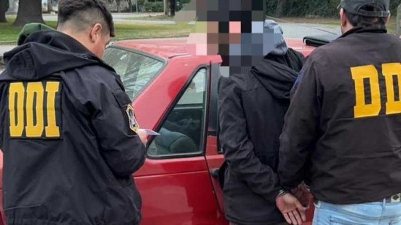 Detuvieron en Azul a un polic�a investigado por venta de droga