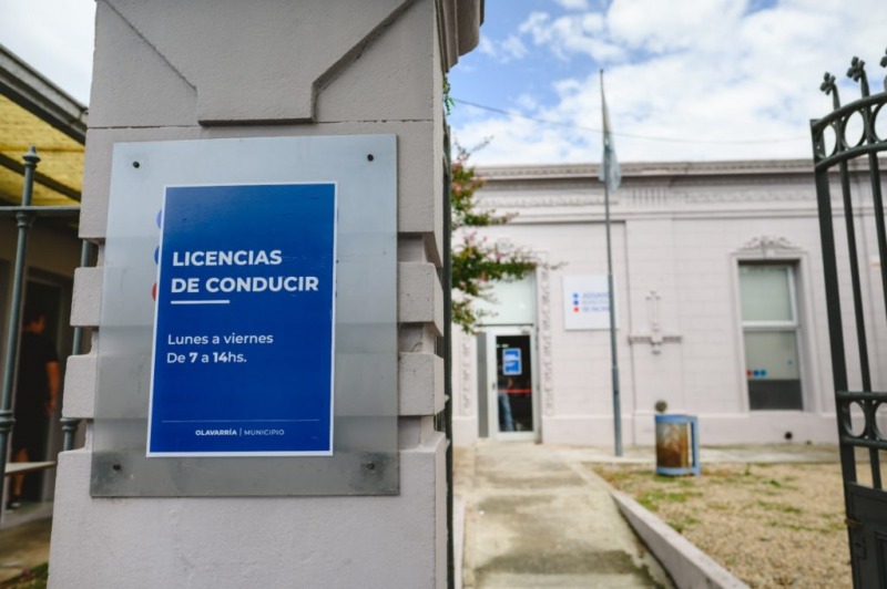 Demoras en la entrega de licencias de conducir por 