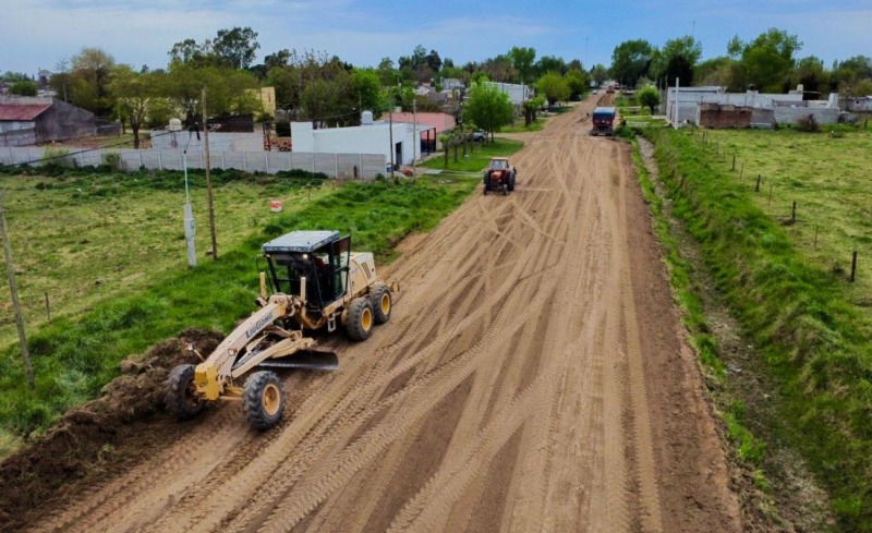 Realizan mantenimiento de calles en localidades