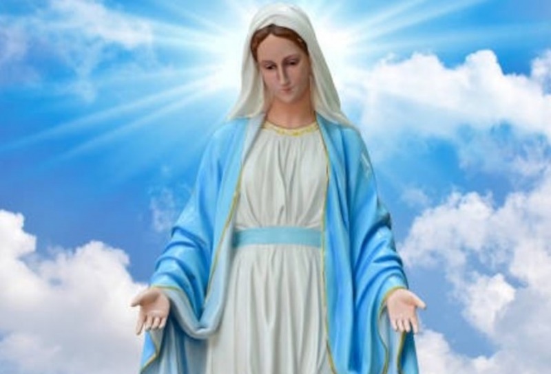 El d�a de la Virgen Mar�a: una celebraci�n religiosa y cultural