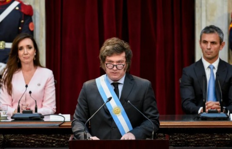 Por primera vez en la historia, una Asamblea Legislativa �cerrada�