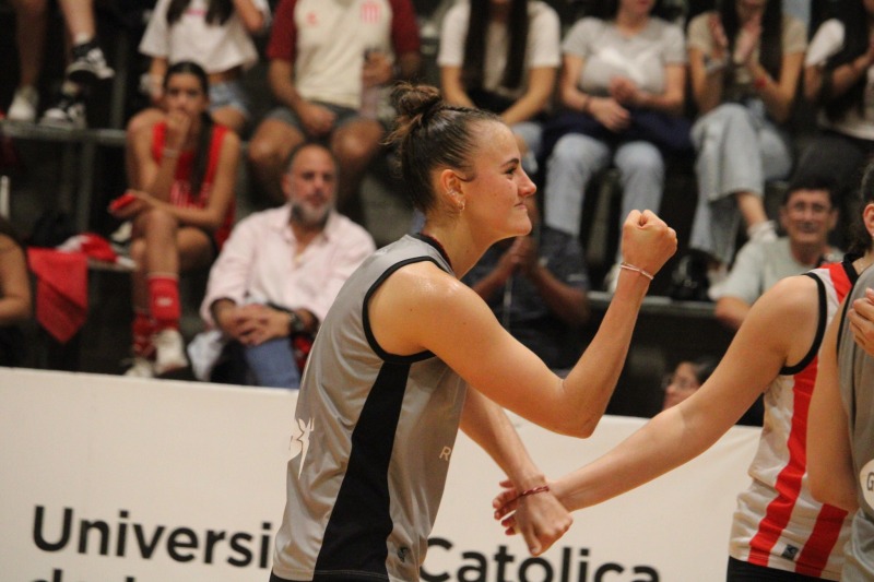 Estudiantes de Paloma Routaboul est en la semis de la Liga