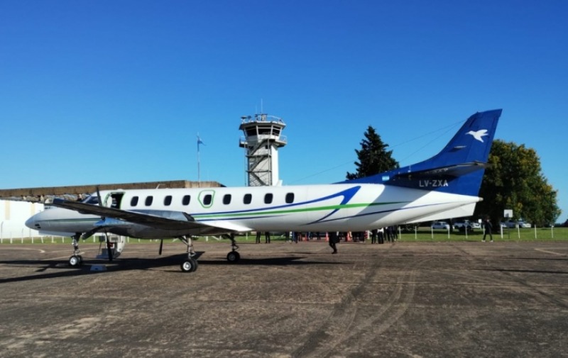 Comenzaron los vuelos regulares entre Olavarra y Aeroparque