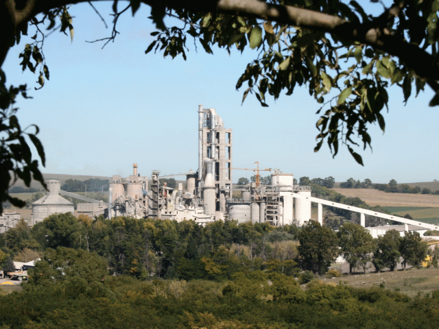 La produccin de cemento cay ms del 35% en la Provincia