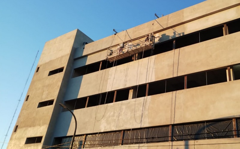 Comenz la pintura exterior del edificio del Polo Judicial