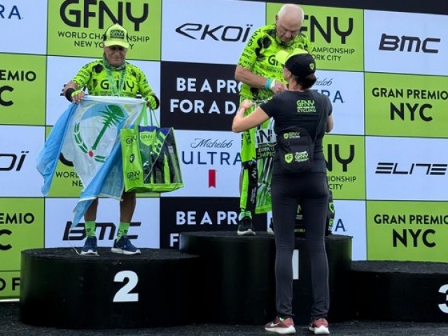 Quique Messineo, en el Gran Fondo Nueva York a sus 82 aos