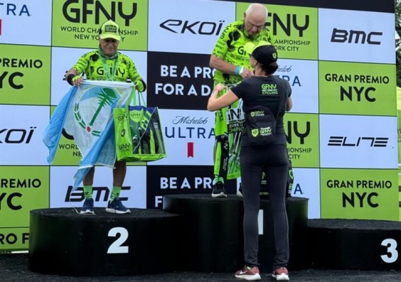 Quique Messineo, en el Gran Fondo Nueva York a sus 82 aos