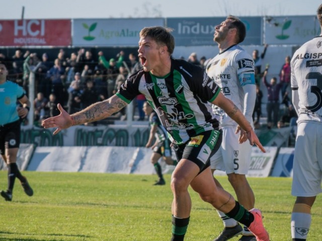 Pablo Mujica, figura en Villa Mitre y nota central en La Nueva