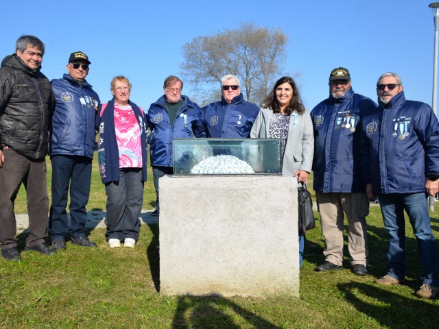 En Sierras Bayas homenajearon a los hroes de Malvinas
