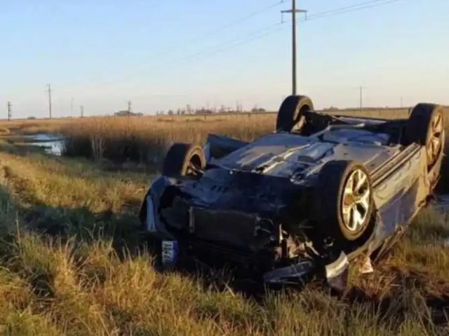 No paran los accidentes en la Ruta 3: despiste y vuelco en Azul