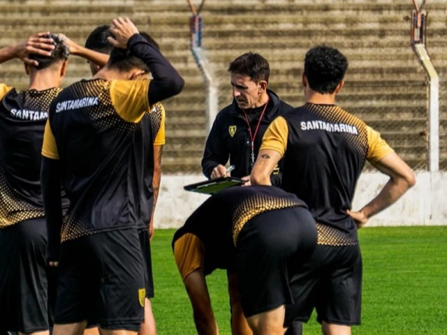 Crisis en Santamarina: el plantel no entren por falta de pago