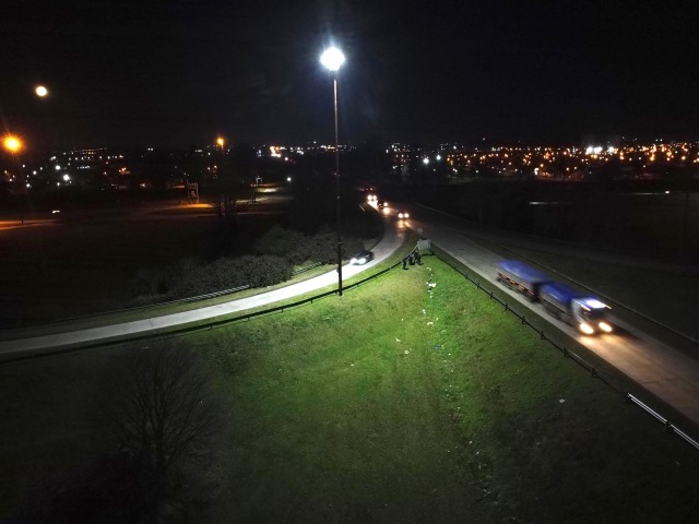 Comenz la colocacin de luminaria led en la Av. Emiliozzi