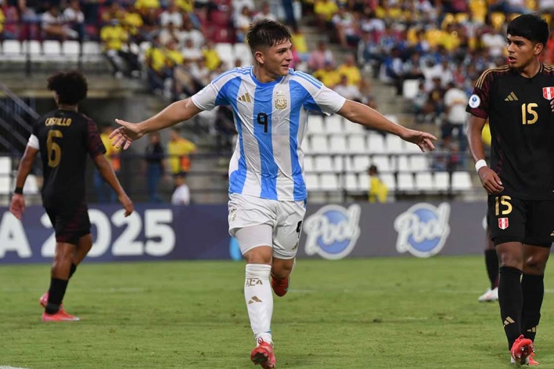 Figura de la seleccin Sub 17, hijo de tigre carbonero