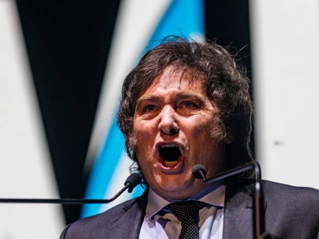 Milei vet las leyes de aumento a jubilados y discapacidad