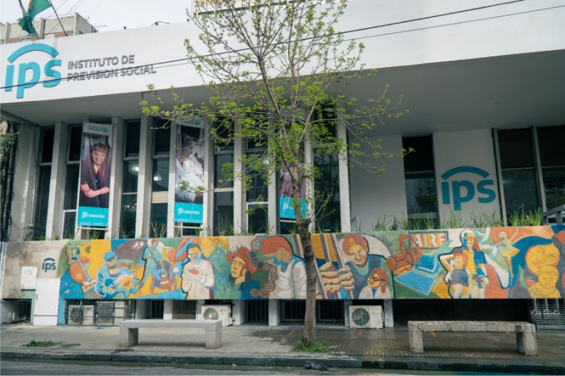 Denuncian a financiera por presunta estafa a jubilados del IPS
