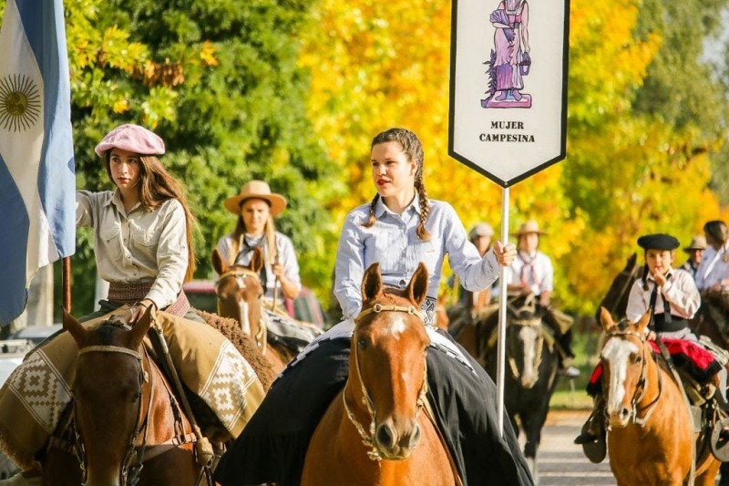 Crotto celebra la Fiesta de la Mujer Campesina