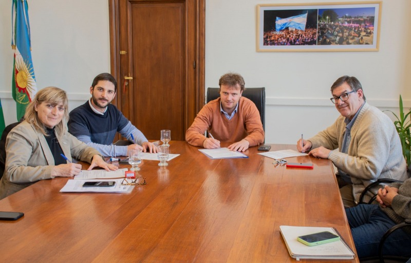 Qued conformado el Consejo Acadmico Asesor del Municipio