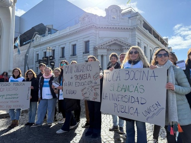 Un bono no alcanza ni para cuatro boletos de colectivo