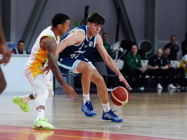 Negrete fue figura en la dura derrota argentina ante Brasil