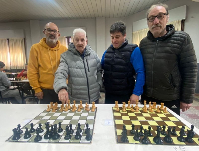 Ferro homenaje a uno de los pioneros de su ajedrez