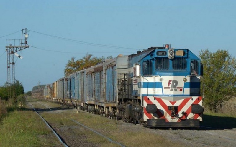 El Gobierno prorrog por un ao la concesin de Ferrosur Roca