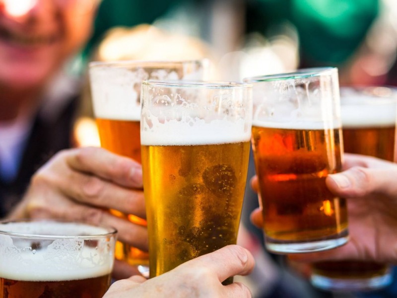 Buscan producir cervezas beneficiosas para la salud