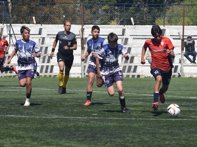 Empate en la ida de la semifinal entre Olavarra y Tandil
