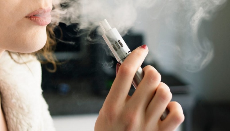 Alertan el peligro del cigarrillo electrnico entre los jvenes