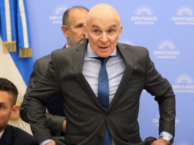 Espert pidi licencia como diputado hasta el final de su mandato