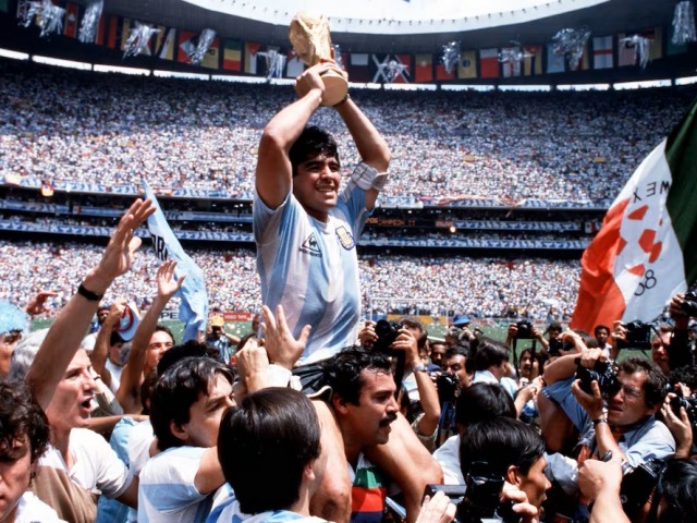 Muri el santafesino que llev en andas a Maradona en Mxico
