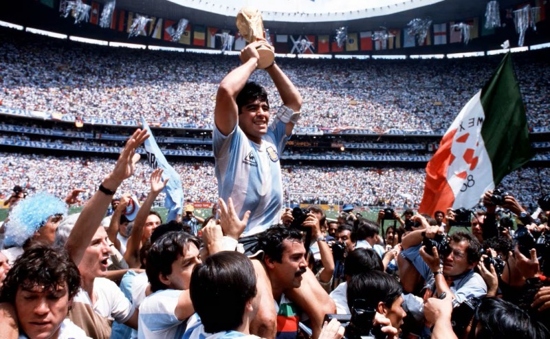 Muri el santafesino que llev en andas a Maradona en Mxico
