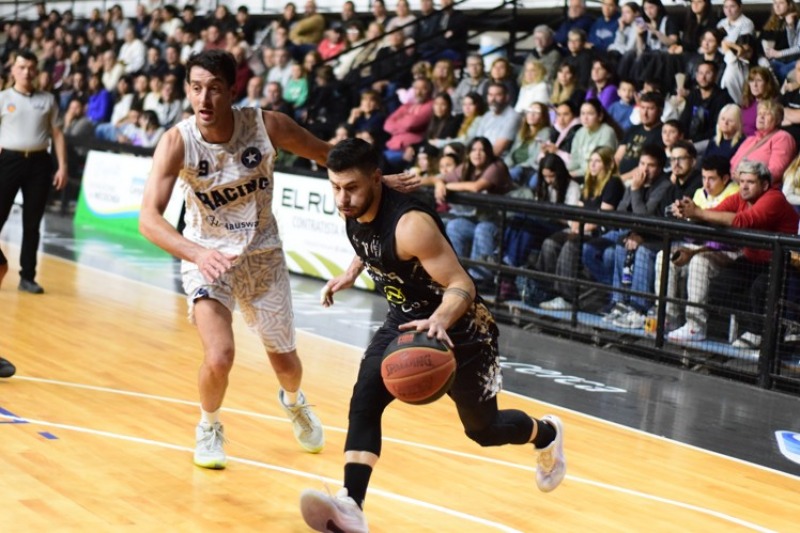 Estudiantes se qued� con el cl�sico y sue�a con el ascenso