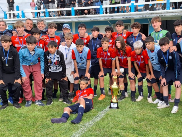 Olavarra no pudo dar vuelta la serie y fue subcampen en Sub 13