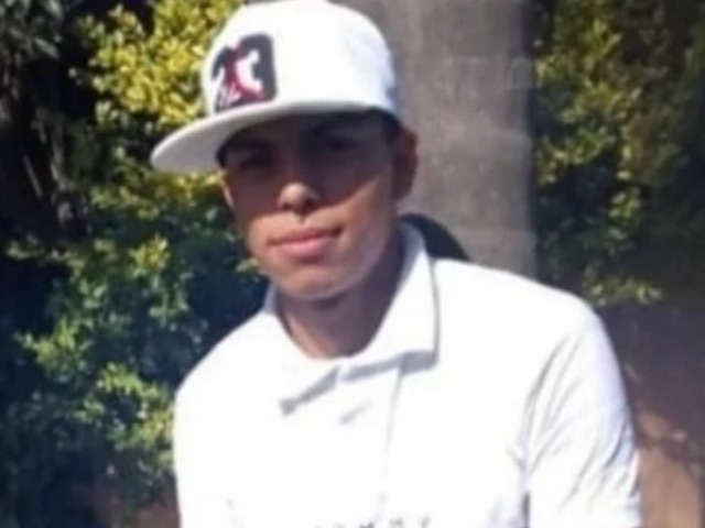 Veinte aos a un joven que mat a otro por una gallina