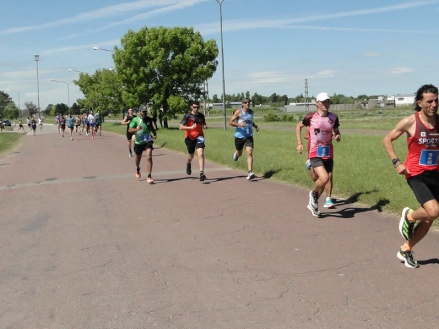 Se corri la 19 edicin de la Correcaminata FIO