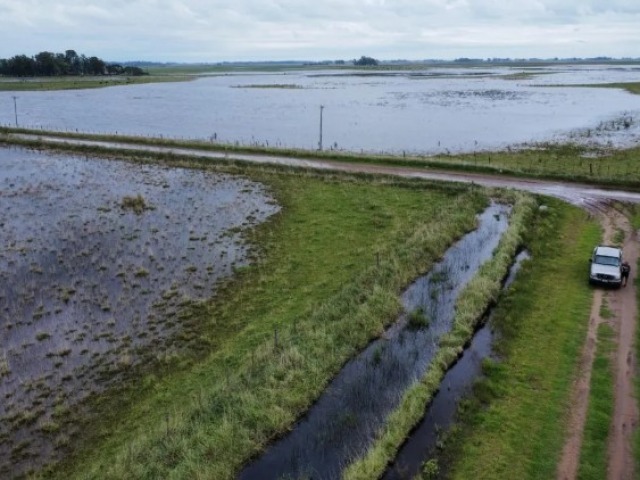 Coordinan acciones con zonas afectadas por las inundaciones