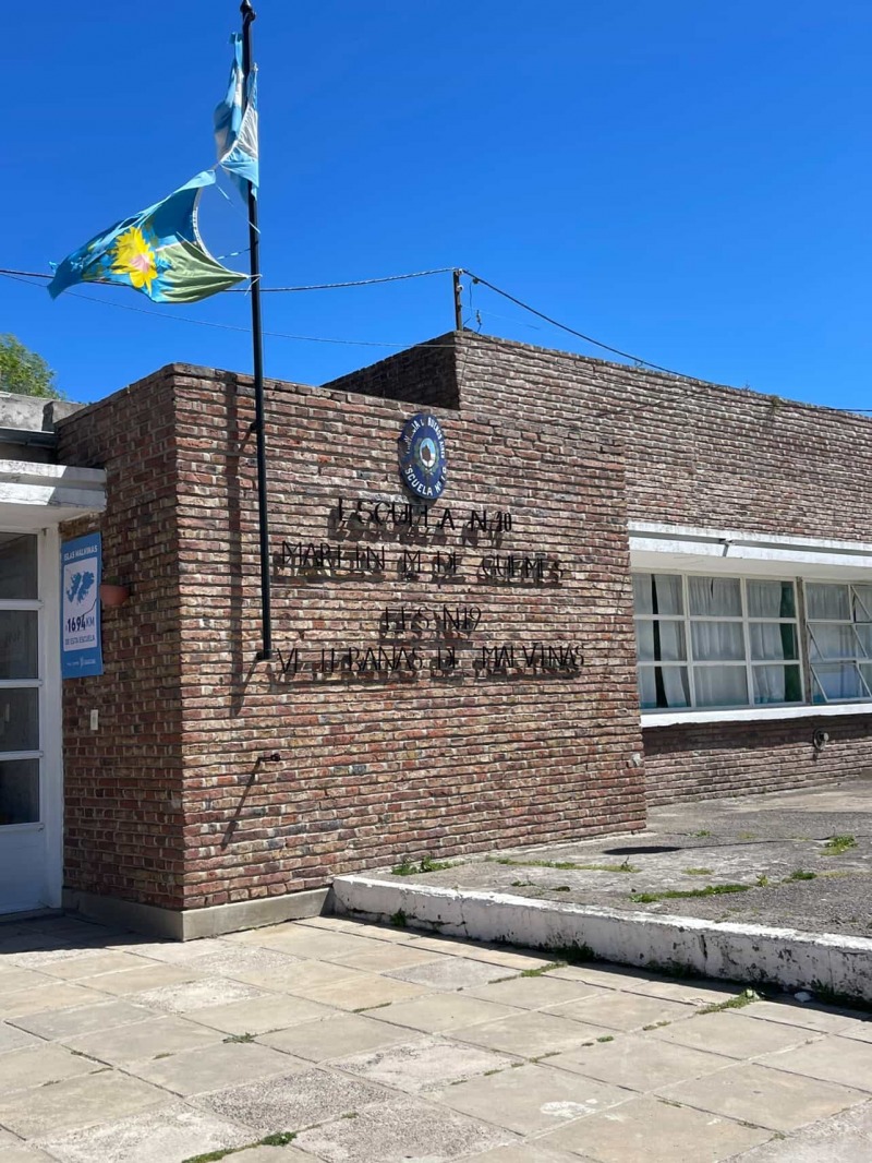 Vandalismo en las Escuelas de Recalde